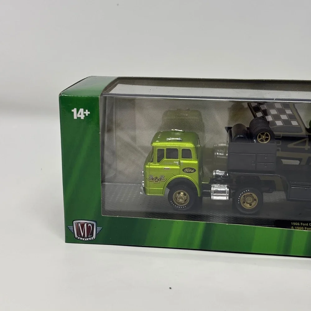 M2 Hauler 1966 Ford C-950 Truck & 1966 Ford Mustang Fastback Lime Green